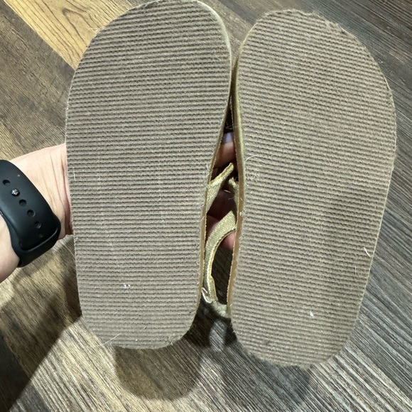 Toddler Flip Flops - Picture 3 of 3